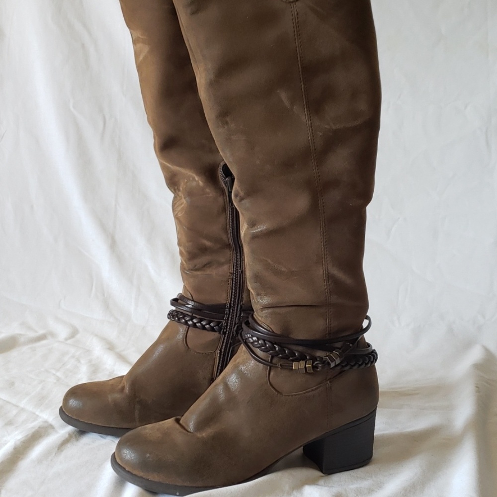 Suede below knee boots
